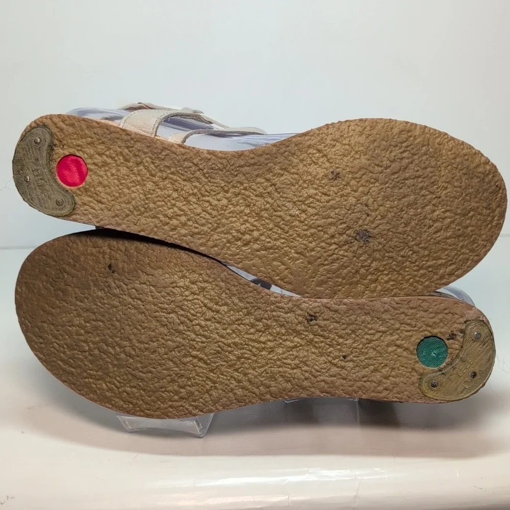 Kinkers submarine Wedge strappy sandals womans size 7.5-8.  EU 38